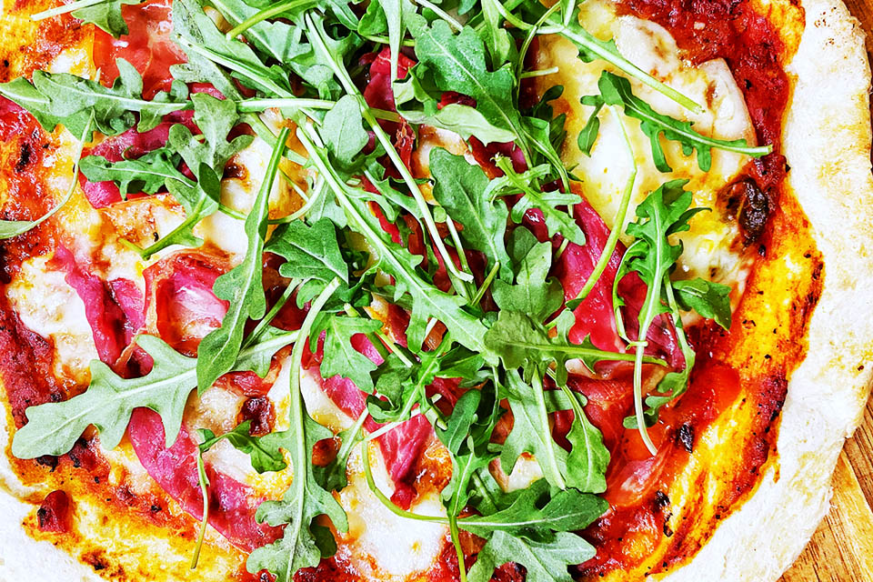 Quick Pizzas & Pizza Dough Recipes for Family Night: For the parents, a arugula and proscuitto pie