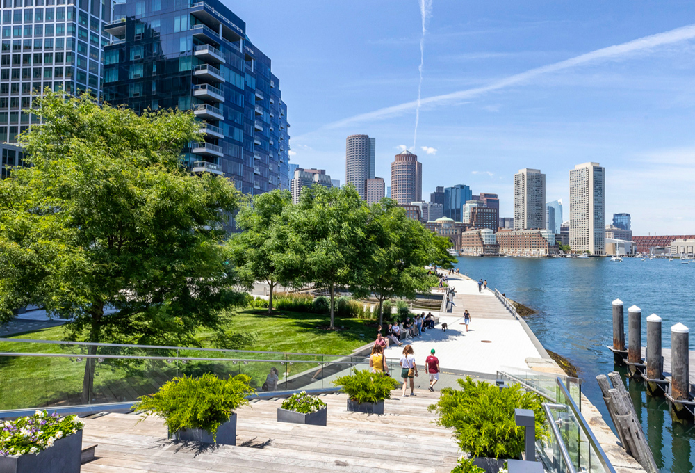Take to the sunny streets of Boston for FREE Summer fun in 2025. Photo by Kyle Klein Photography, courtesy of the Massachusetts Office of Travel & Tourism