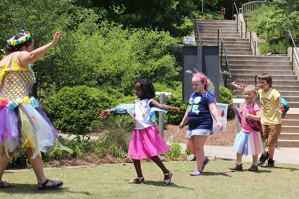 100 Fun Things To Do in Atlanta with Kids Before They Grow Up: Chatahoochee Nature Center