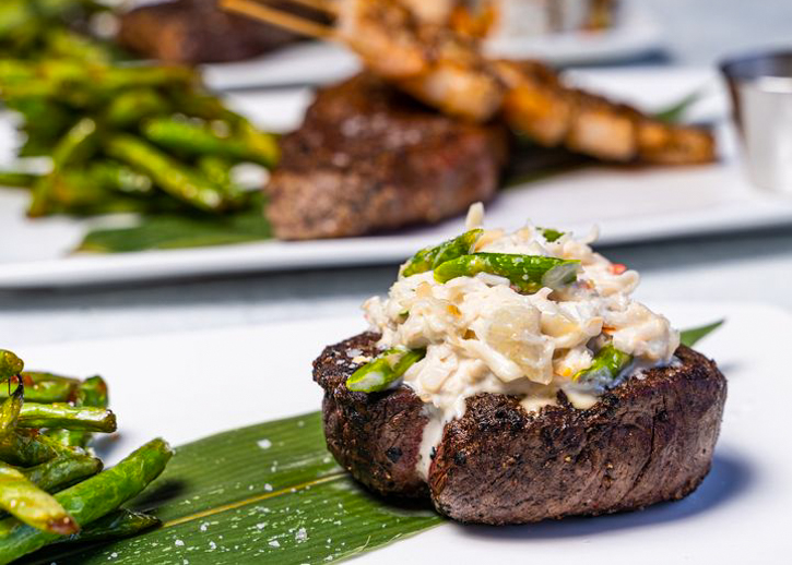 Restaurants Open on Christmas Day in DC: Kona Grill in Baltimore