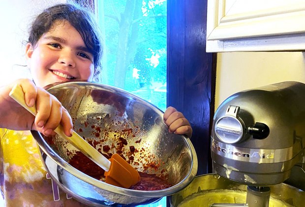 Easy Summer Desserts & Snack Recipesfor  Kids: Easy Edible Dirt Recipe