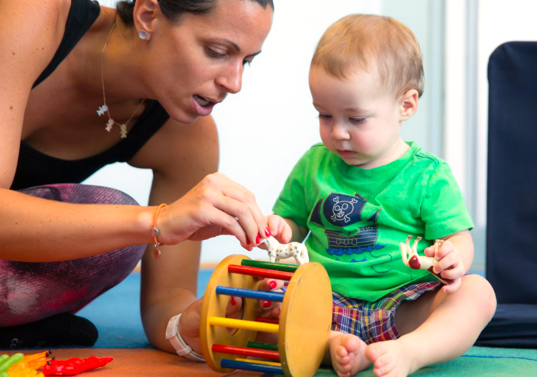 Bond with your baby at My Grownup and Me classes at Baby Stars. Photo courtesy of Baby Stars