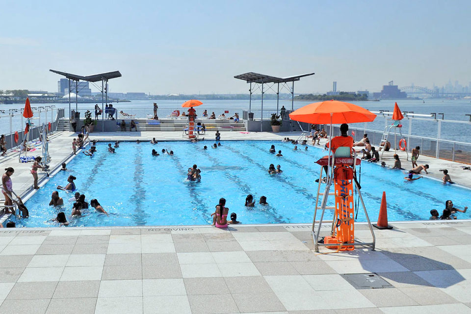 Best free swimming pools in NYC: The Floating Pool