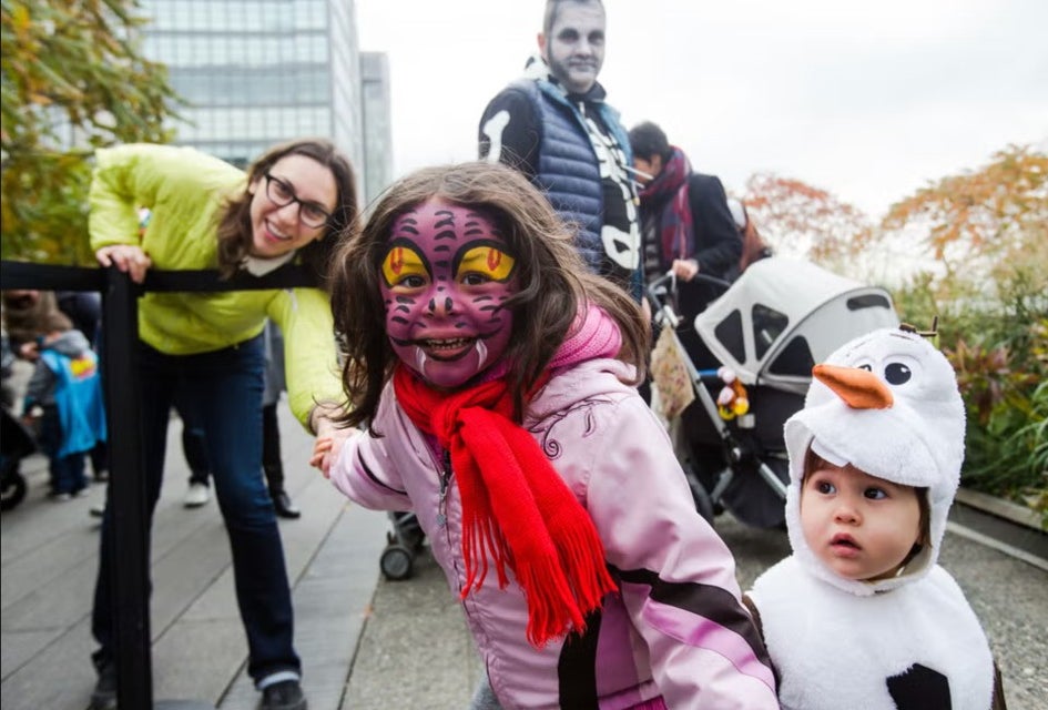 Hit The High Line in costume to celebrate all things creepy and crawly on Saturday, October 25. Photo by Liz Ligon/courtesy of The High Line