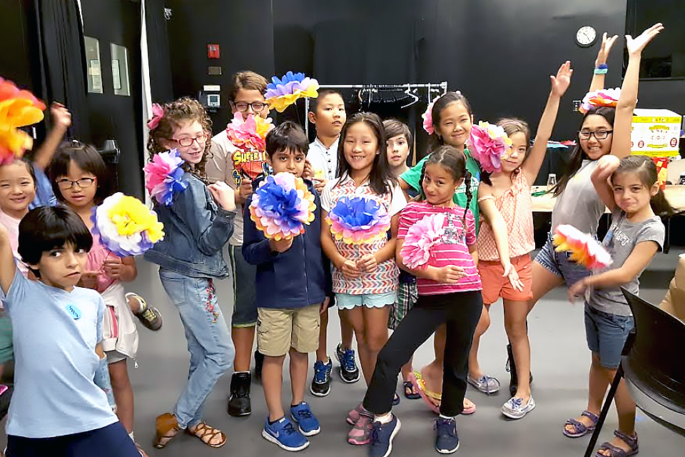 Children can enjoy art, music, acting, and more at Gold Coast Arts Center. 