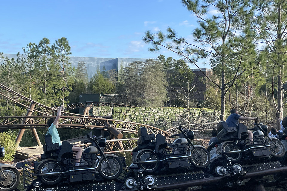 Hagrid's Motorbike Adventure Visiting Wizarding World of Harry Potter in Orlando: Tips For a Magical Experience Status message