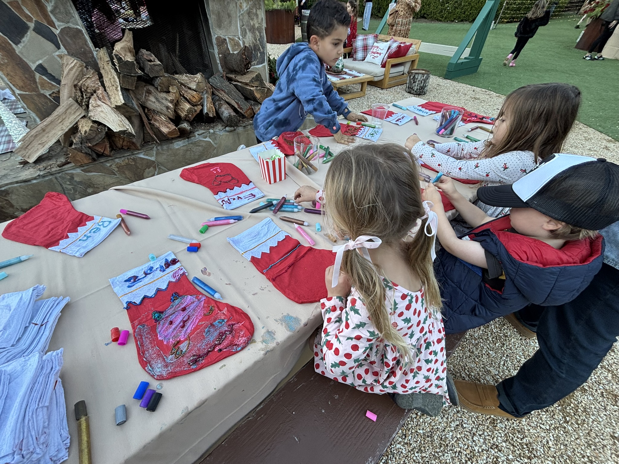 kids doing Christmas activities at Calamigos Guest Ranch