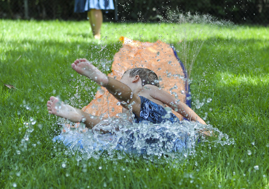 Outdoor Birthday Party Ideas: Splash Bash