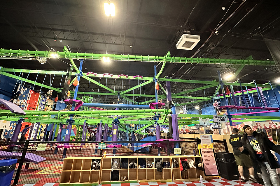 Bounce! Family Entertainment : Best Amusement Parks on Long Island for Families