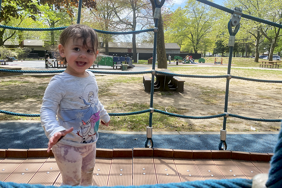  Stop off at the playground before setting up your picnic at Eisenhower Park. 