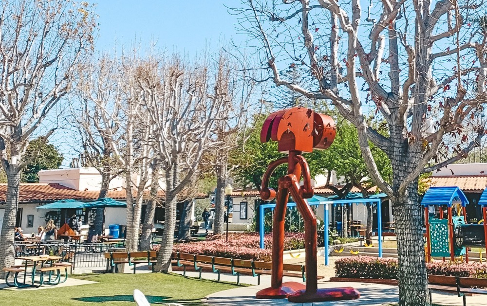 Malibu Country Mart is a restaurant in Los Angeles where kids can play while parents eat