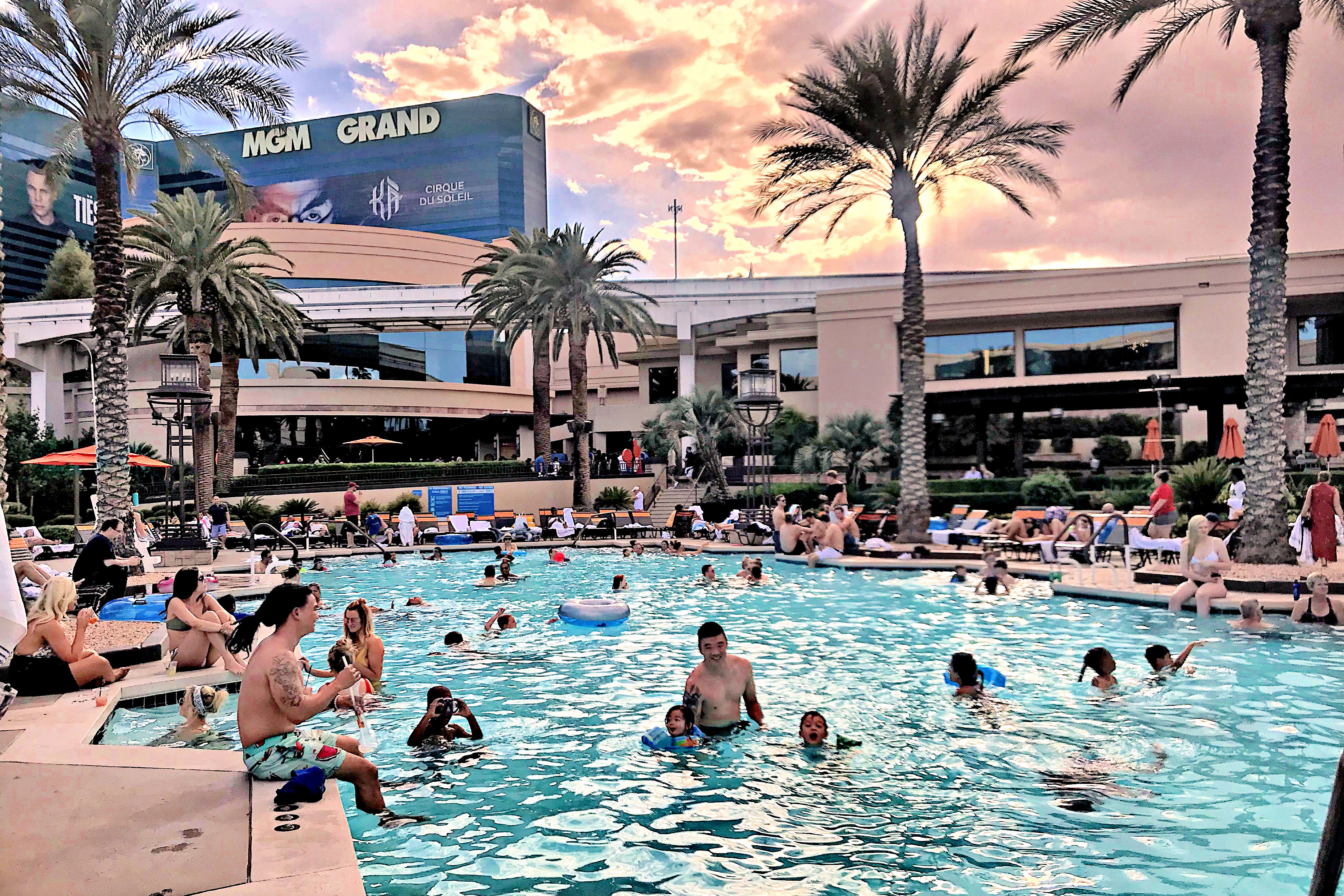 There's no shortage of hotel pools in Vegas. Photo by Lindsay Li