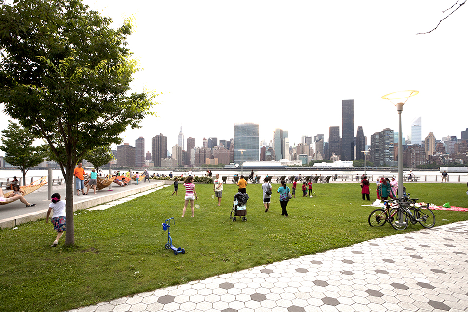 Long Island City waterfront with kids: Explore the piers