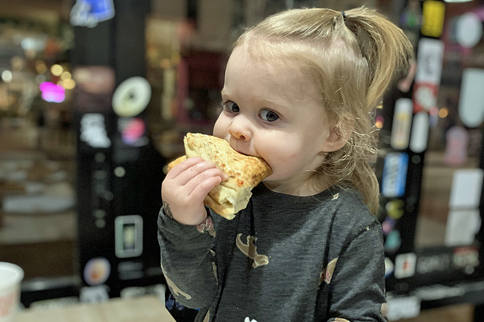 Say cheese—or plain, if you please—when ordering a slice at one of these NYC pizza restaurants. Photo by author