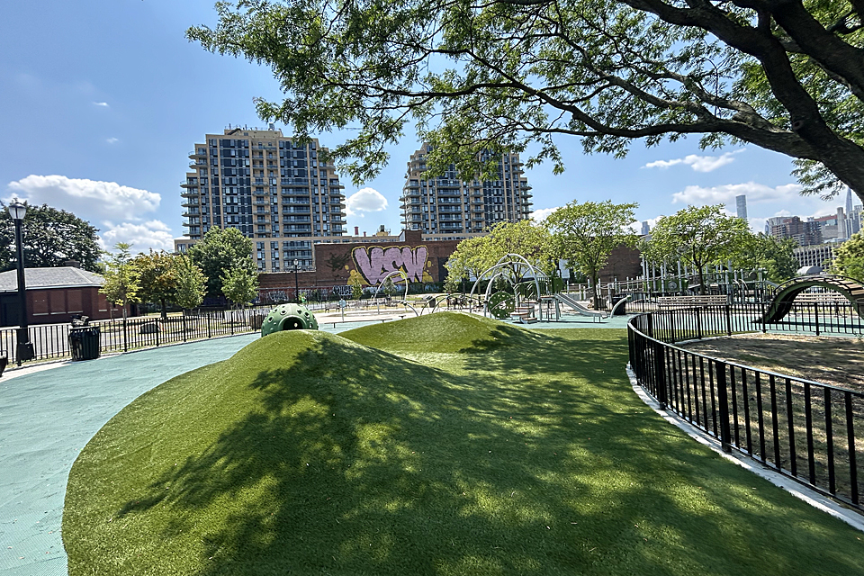 Rainey Park: Toddler Play Area