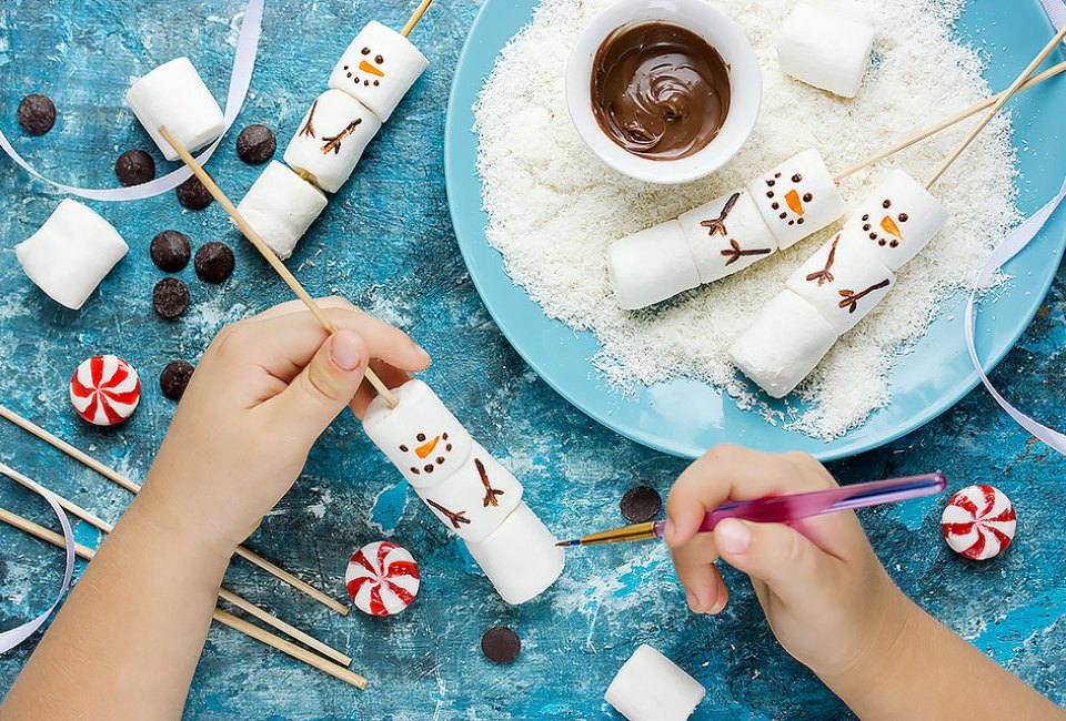 Find indoor activities, crafts for kids, and winter sports with our Atlanta Winter Activities Guide.