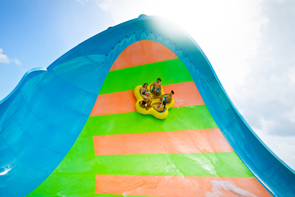 Tassie's Twister: Aquatica Orlando: The Ultimate Guide for Wet & Wild Fun