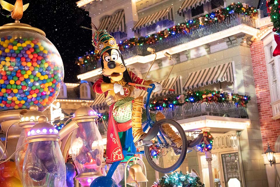 Come out to Mickey's Very Merry Christmas Party for shows, a parade, and more holiday fun! Photo courtesy of Disney