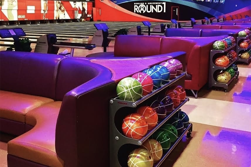 Best Bowling Alleys in Philly for Kids: Round1