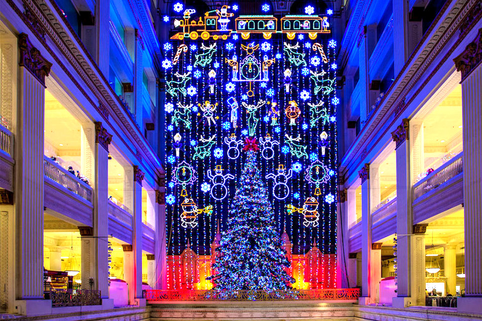 Macy's Holiday Traditions 