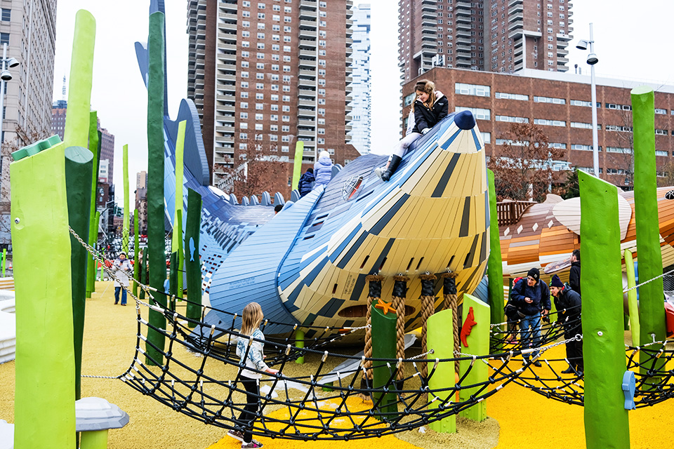 Pier 26 Playground: Kids climbing on giant fish jungle gyms