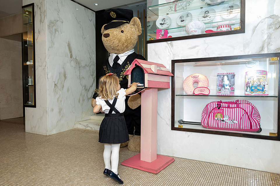 Best things to do on the Upper East Side with kids: Be Eloise For a Day