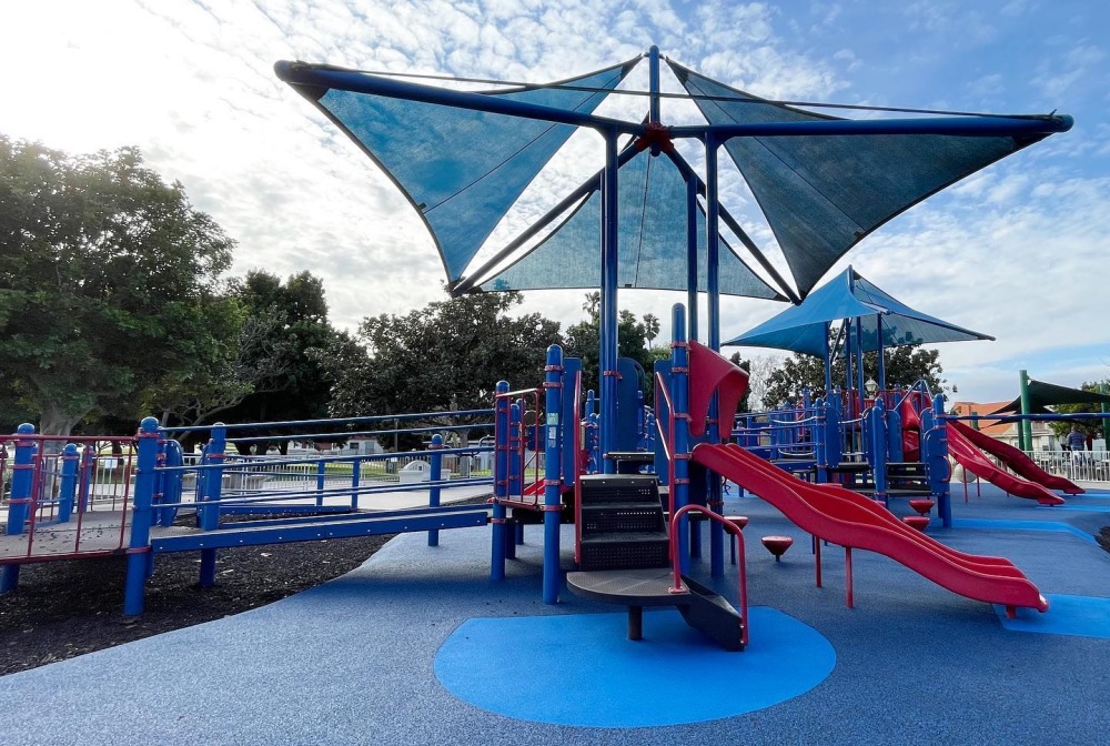 The Best Playgrounds with Shade in Los Angeles: Polliwog Park