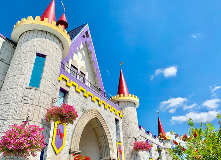 Dutch Wonderland Amusement Park in Lancaster County family road trips from DC