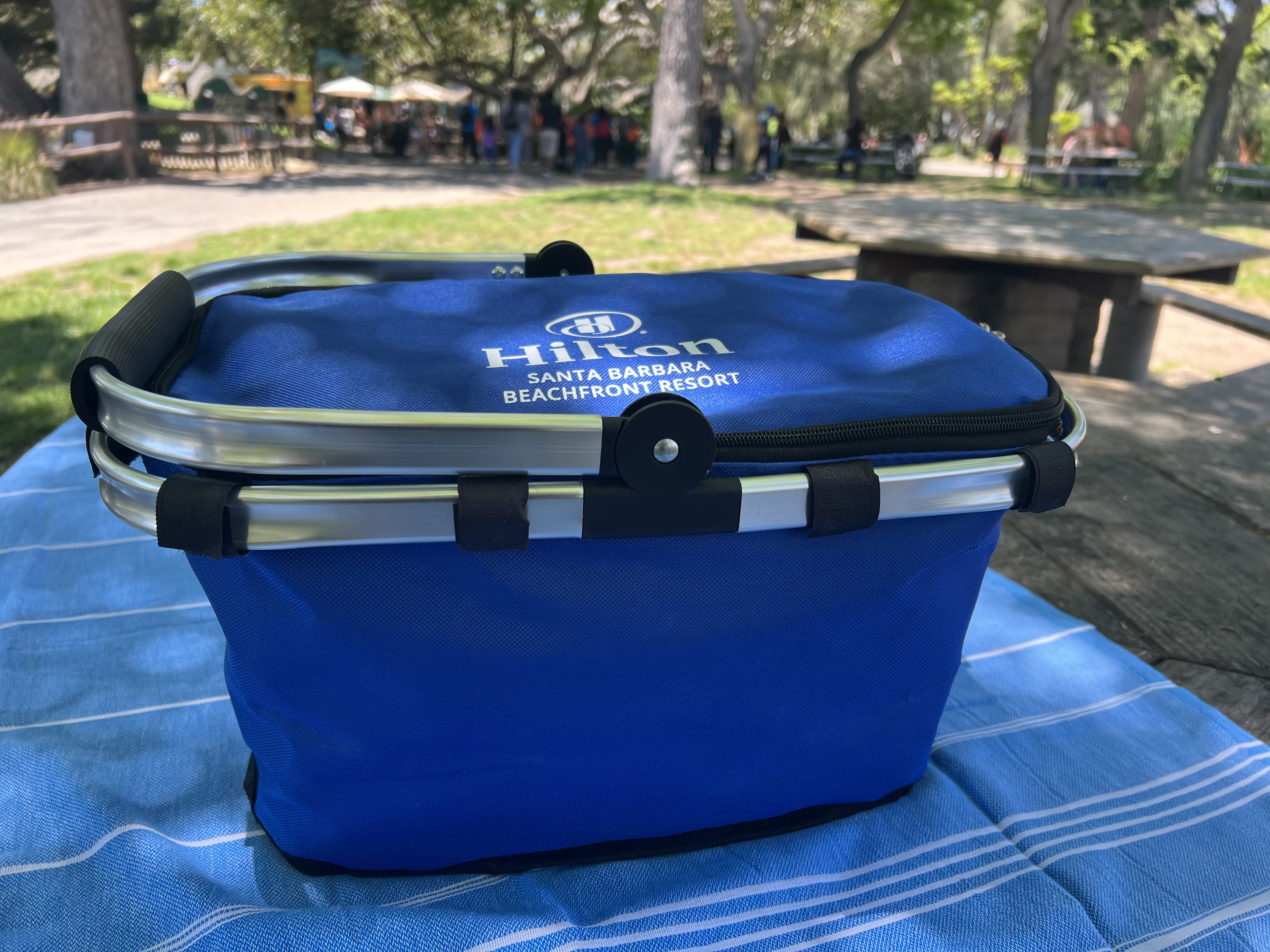 Santa Barbara Zoo: pack a picnic