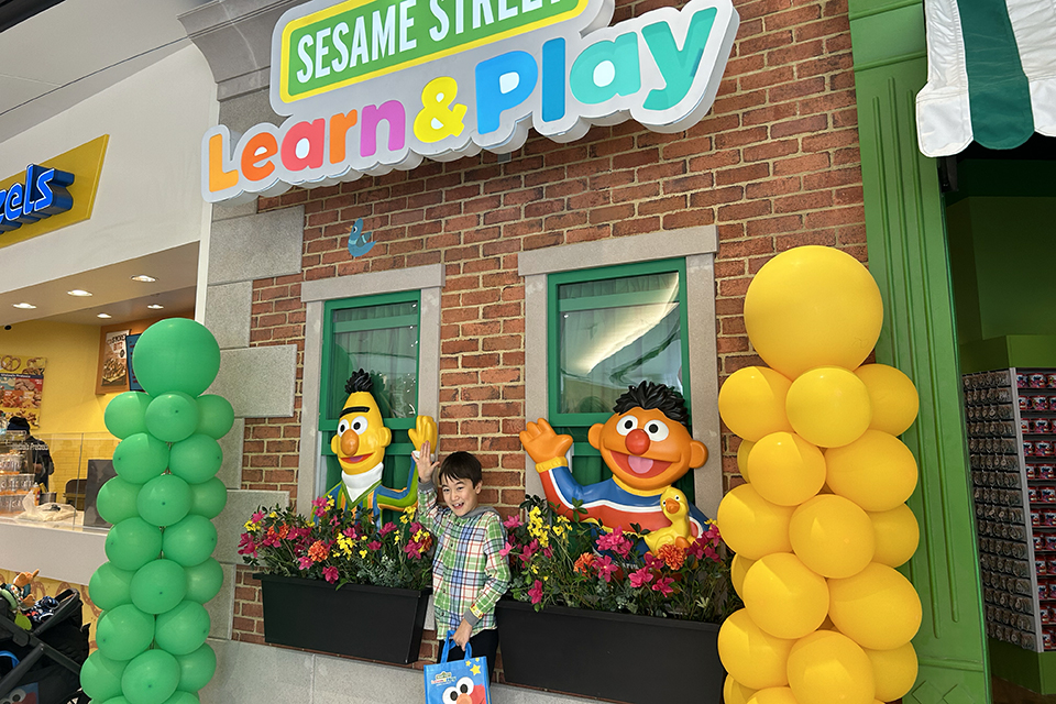 Sesame Street Play and Learn at American Dream Mall: Hands-on experiences