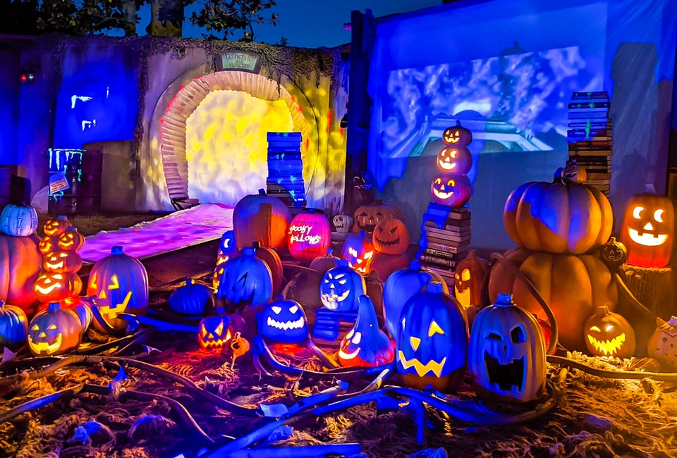 Stroll by spooky Halloween yard displays to get you in a festive spirit. Photo courtesy of Spooky Hollows, Facebook