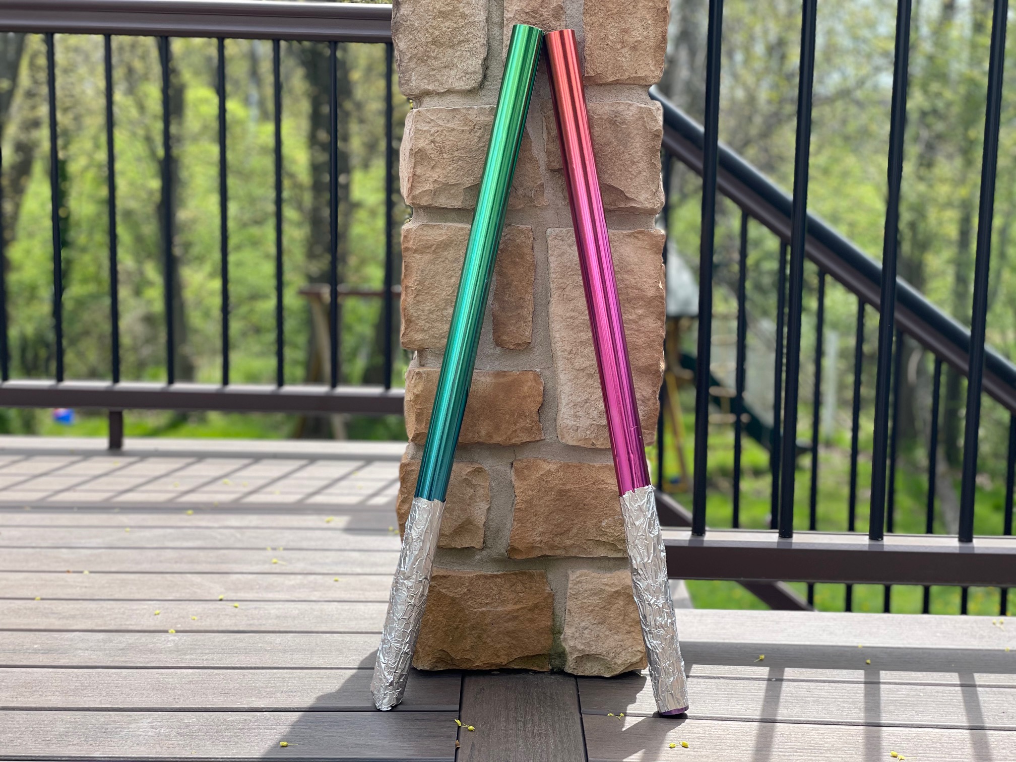 Stars Wars Day Activities for Kids: how to make lightsabers