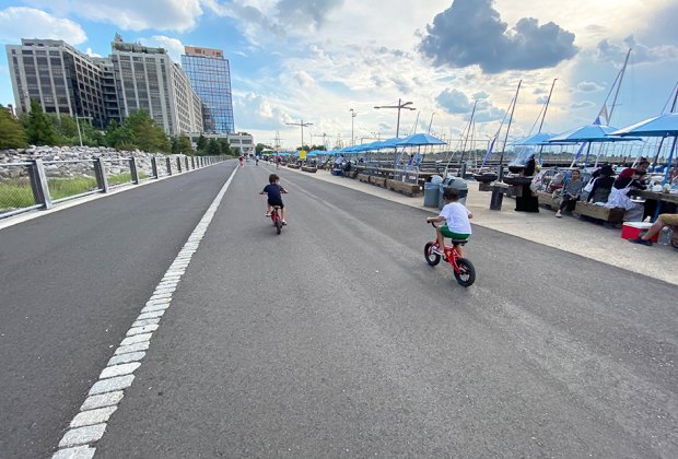 Explore the Brooklyn Greenway on two weeks to enjoy wide open paths, and stunning views. Photo by Sara M.
