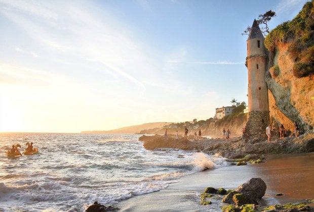 There's so much to do at Victoria Beach. Photo by Carl Glover/CC BY 2.0