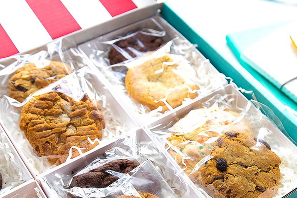 Cake, Cupcake, & Cookie Delivery Services: Sugarwish Keto-friendly-cookies.