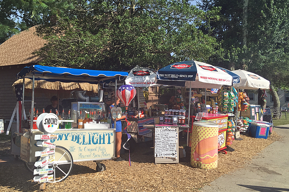 Hot Diggidy Dog hot dog stand in Chatsworth, NJ