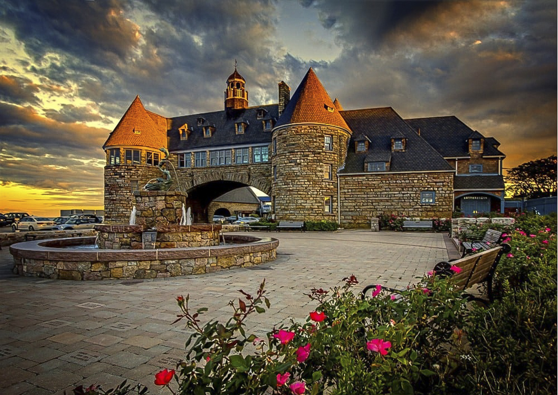 Image of The Towers in Narragansett - things to do with kids.