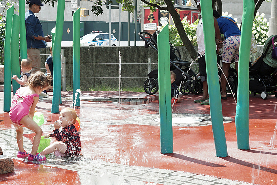The separate toddler water area at Chelsea Waterside Playground makes this one of our favorite toddler playgrounds in Manhattan