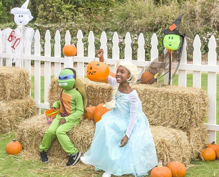 Monster Mash Trick-or-Treat Stop photo courtesy of The Woodlands 