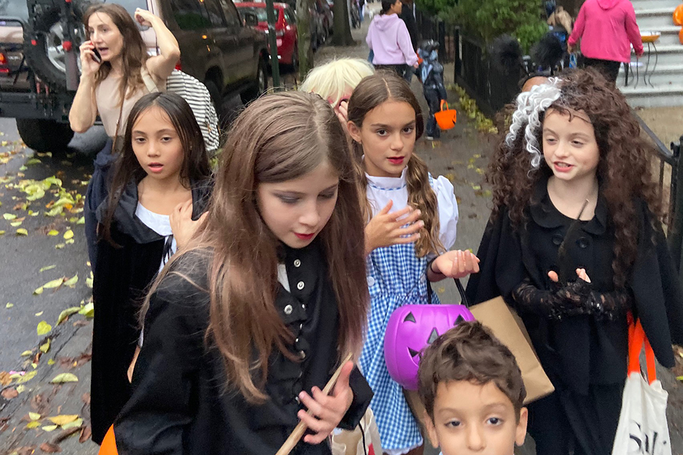 Trick or treat in NYC in Brooklyn