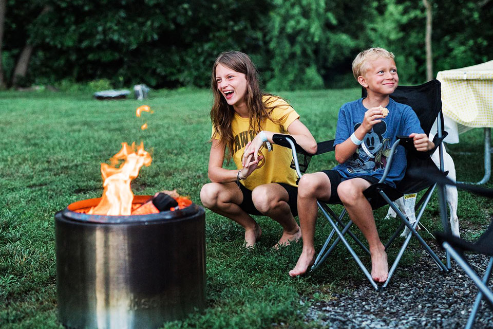 Enjoy some campfire s'mores at Yogi Bear's Jellystone Park. Photo courtesy of the campground